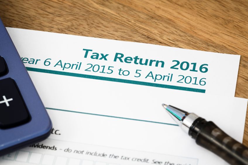 Tax return HMRC paper form in Bromley, Kent, London and nationwide